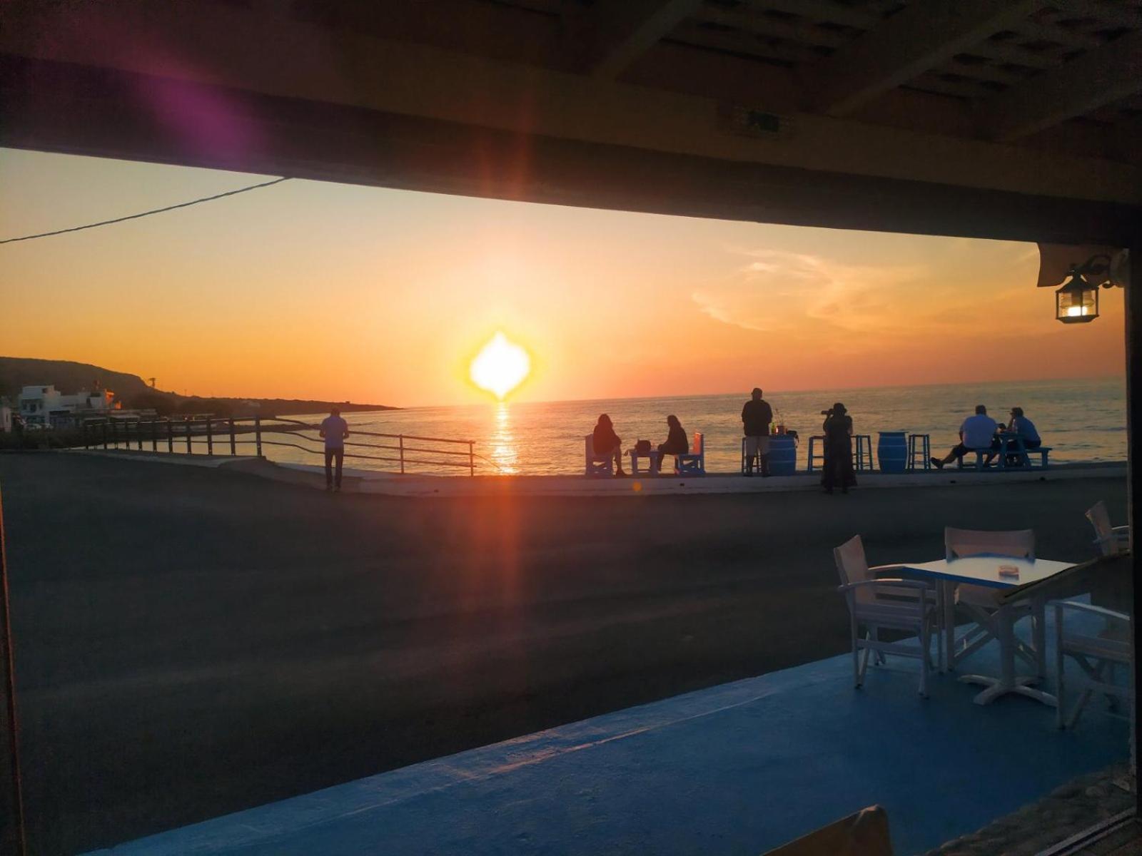 Meltemi Beach Apartments 멜라토스 외부 사진