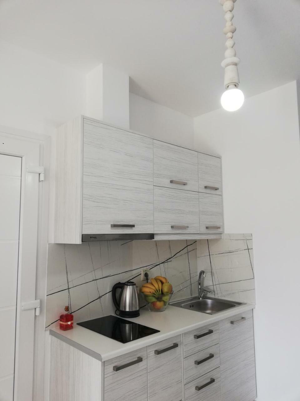Meltemi Beach Apartments 멜라토스 외부 사진