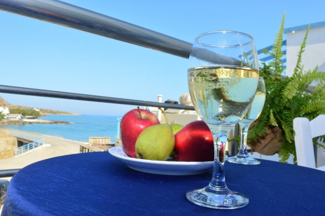 Meltemi Beach Apartments 멜라토스 외부 사진